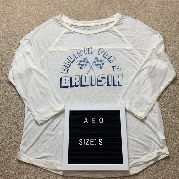 AEO graphic raglan tee - Picture 2 of 6